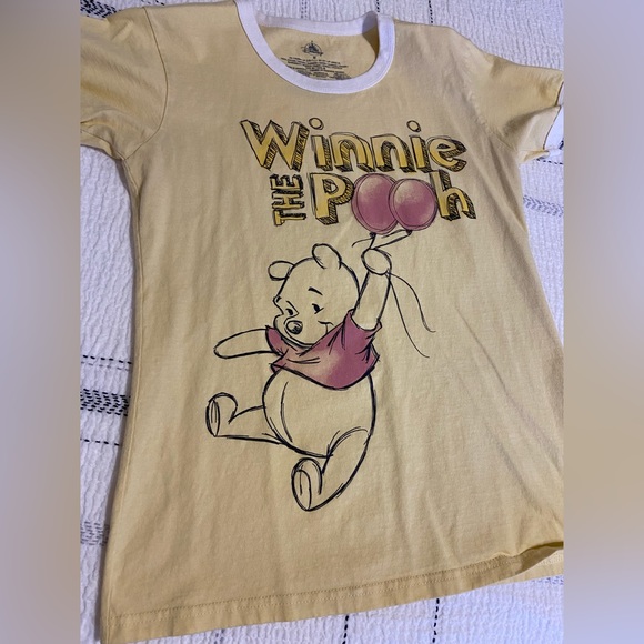 Winnie the Pooh Tee - Picture 1 of 1